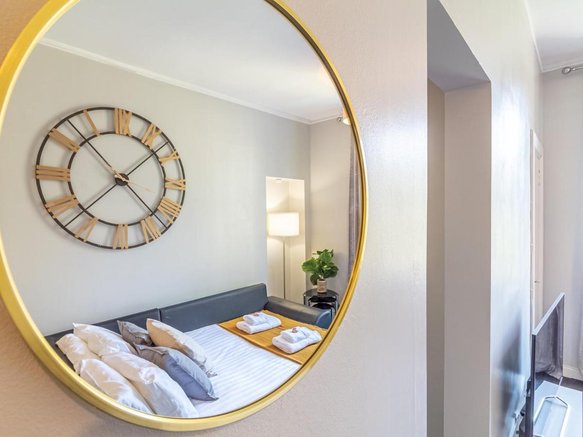 Pass The Keys Spacious And Homely Flat On The Royal Mile EDI Exterior foto